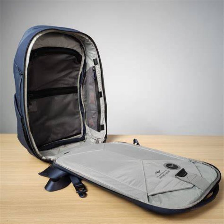 Travel Backpack 30L Travel Backpack 30L