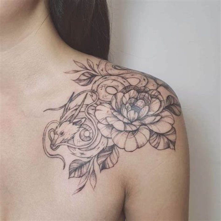 UPDATED 65 Graceful Shoulder Tattoos for Women (August 2020)