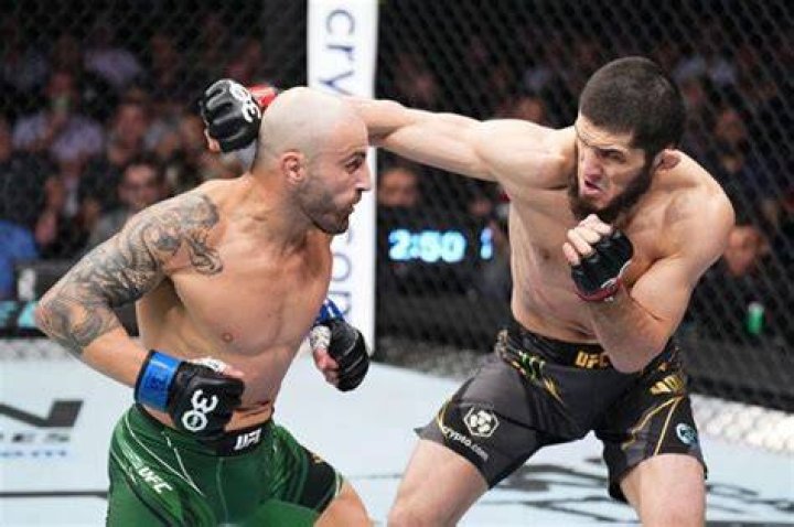 via mmafighting.com
