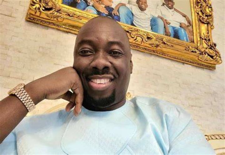 What is Obi Cubana net worth?