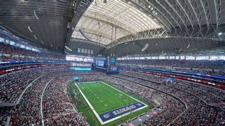 which NFL stadium is the loudest