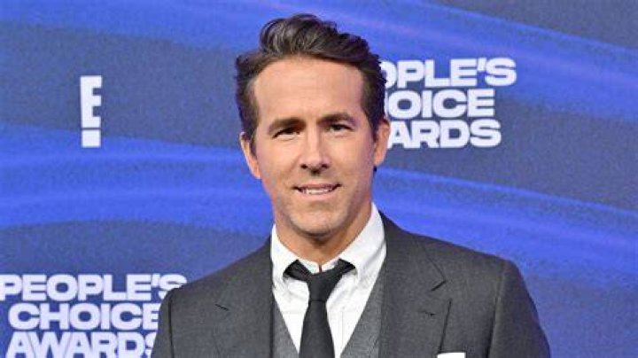Who Does Ryan Reynolds Support Politically?