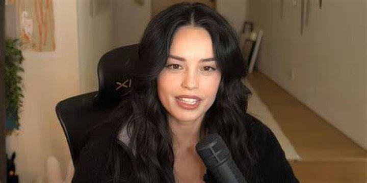 Who is Valkyrae's Boyfriend? Is the "YouTube Queen" dating anyone
