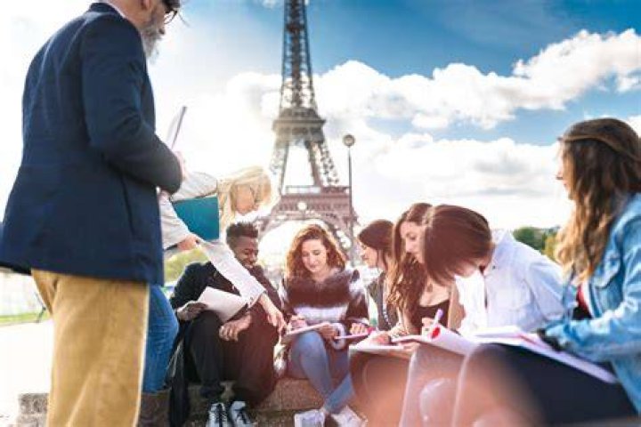 Why Study Abroad in Paris?