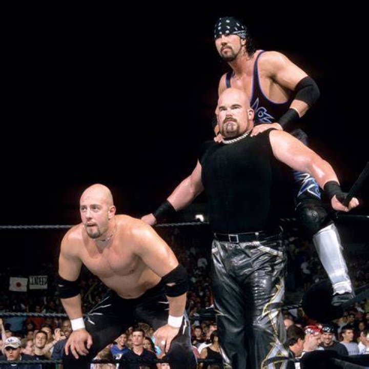 X-Factor X-Pac Albert Justin Credible